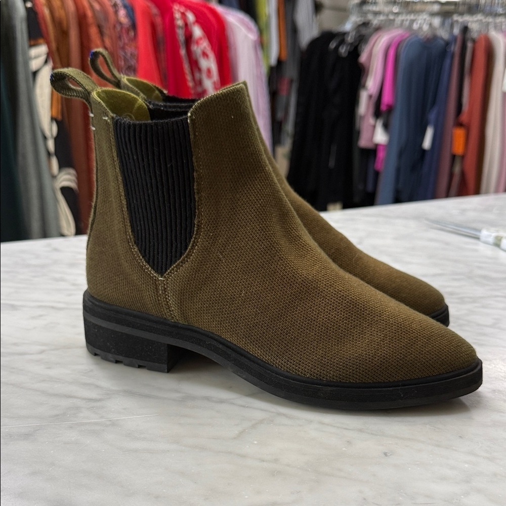 Rothy's Women's The Lug Sole Slip on Chelsea Boot in Brown Chartreuse size 8 TTS